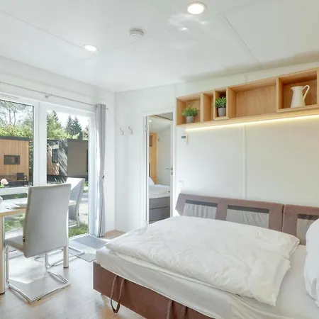 펜션 Tiny Haus 48 Am Brombachsee